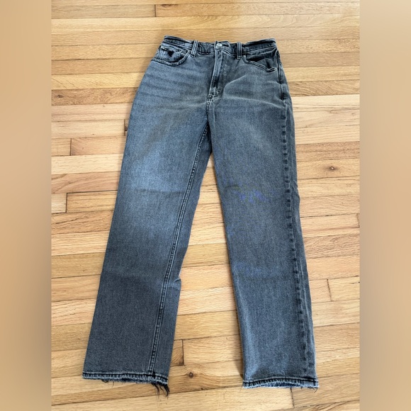 Abercrombie & Fitch The Ankle Straight Ultra High Rise Faded Black Jeans Size 27 - Picture 1 of 8